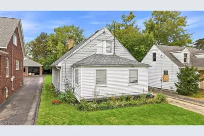 1946 Connecticut Avenue, Youngstown, OH 44509 - Photo 1