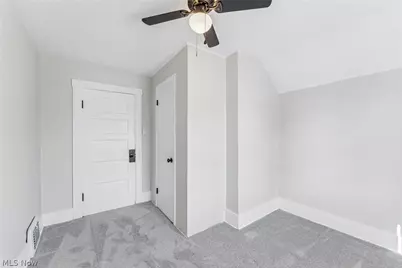252 17th Street NW, Barberton, OH 44203 - Photo 25