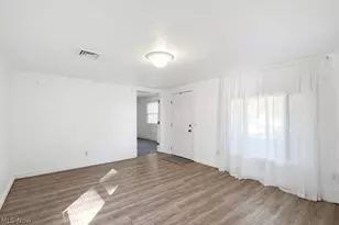 2456 Delaware Ave, Akron, OH 44312 - Photo 13