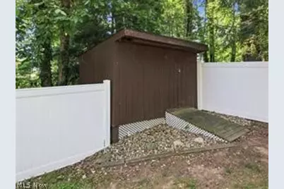 6226 Woodmoor Avenue NW, Canton, OH 44718 - Photo 27