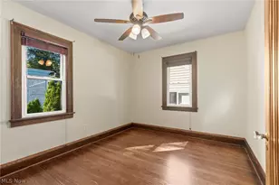 127 Bonnett St SW, North Canton, OH 44720 - Photo 21