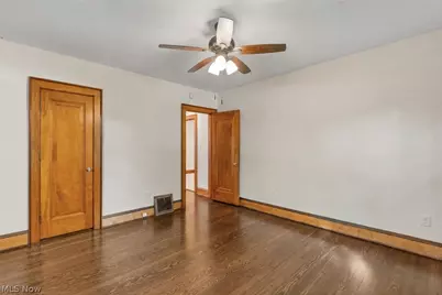 127 Bonnett Street SW, North Canton, OH 44720 - Photo 19