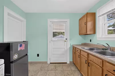 1891 Ford Avenue, Akron, OH 44305 - Photo 23