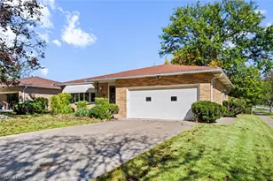 24729 Ronan Rd, Huber Heights, OH 44146 - Photo 1