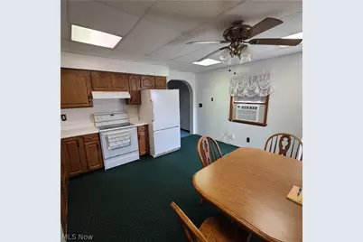 812 S Zane Highway, Martins Ferry, OH 43935 - Photo 5