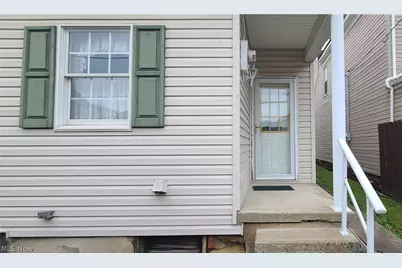 812 S Zane Highway, Martins Ferry, OH 43935 - Photo 29