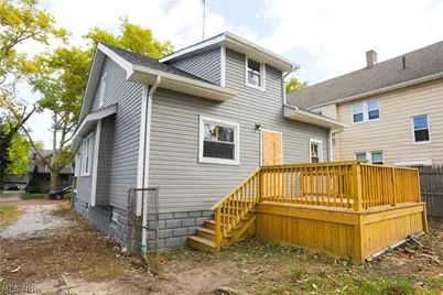 8216 Vineyard Avenue, Loveland, OH 44105 - Photo 3
