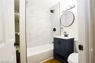 8216 Vineyard Ave, Loveland, OH 44105 - Photo 9