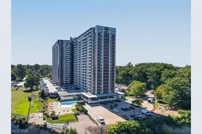 12900 Lake Avenue #1414, Oakwood, OH 44107 - Photo 3