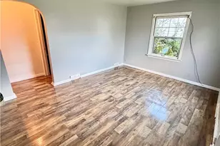 461 Francisca Ave, Youngstown, OH 44504 - Photo 3