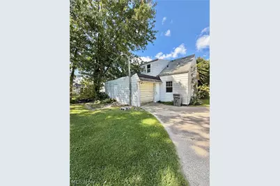 461 Francisca Avenue, Youngstown, OH 44504 - Photo 23