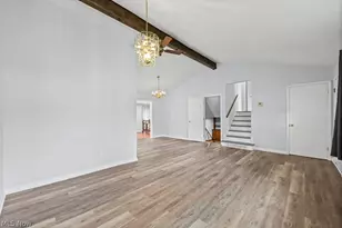 5713 Vickie Ln, Huber Heights, OH 44146 - Photo 3