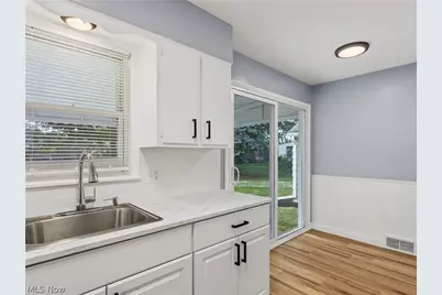 1064 Ray Street, Akron, OH 44306 - Photo 11