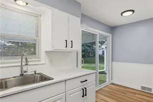 1064 Ray St, Akron, OH 44306 - Photo 11