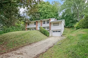 1761 Woodcrest Dr, Wooster, OH 44691 - Photo 1