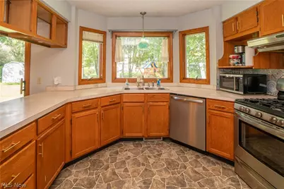 498 Herbert Road, Akron, OH 44312 - Photo 13