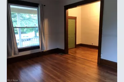 942 Locust Avenue, Zanesville, OH 43701 - Photo 3