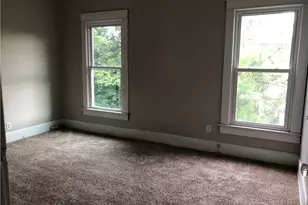 942 Locust Ave, Zanesville, OH 43701 - Photo 9