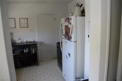17603 Archdale Avenue, Oakwood, OH 44107 - Photo 9