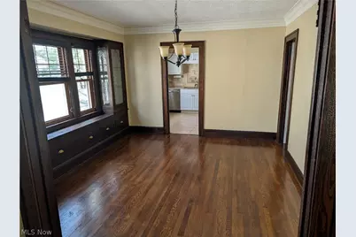 2029 Elbur Avenue #Up, Oakwood, OH 44107 - Photo 7