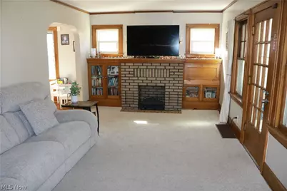 1567 Glenmount Avenue, Akron, OH 44301 - Photo 5