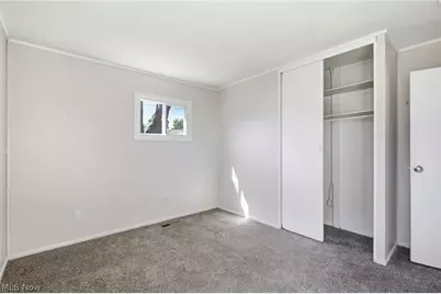 4316 Charleston Avenue, Lorain, OH 44055 - Photo 11