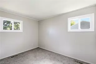 4316 Charleston Ave, Lorain, OH 44055 - Photo 13