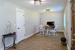 12498 National Dr, Grafton, OH 44044 - Photo 9