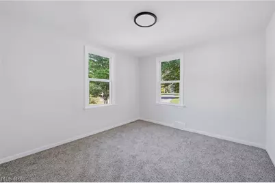 3905 Elmwood Avenue, Austintown, OH 44515 - Photo 23