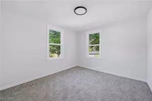 3905 Elmwood Ave, Austintown, OH 44515 - Photo 23