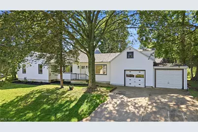 3905 Elmwood Avenue, Austintown, OH 44515 - Photo 3