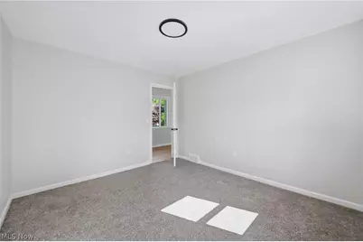 3905 Elmwood Avenue, Austintown, OH 44515 - Photo 13