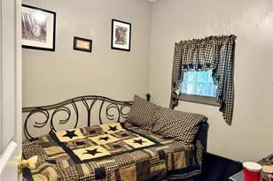 1207 N 9th St, Martins Ferry, OH 43935 - Photo 25