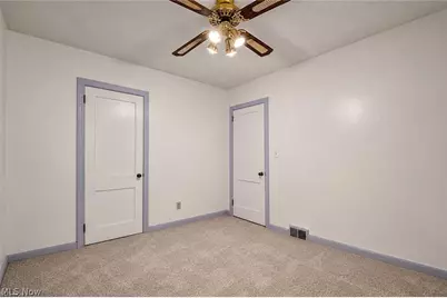 8375 Nowlen Street, Mentor, OH 44060 - Photo 23