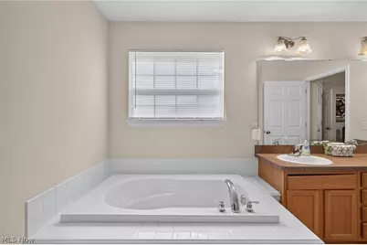 8316 Chesapeake Drive, North Ridgeville, OH 44039 - Photo 33