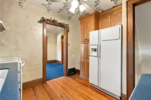 979 Iona Ave, Akron, OH 44314 - Photo 15