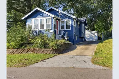 979 Iona Avenue, Akron, OH 44314 - Photo 1