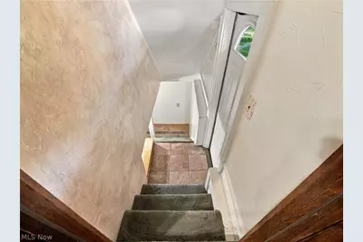 979 Iona Avenue, Akron, OH 44314 - Photo 25