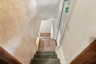 979 Iona Ave, Akron, OH 44314 - Photo 25