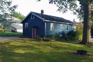 979 Iona Ave, Akron, OH 44314 - Photo 43
