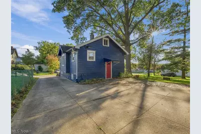 979 Iona Avenue, Akron, OH 44314 - Photo 41