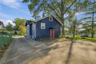 979 Iona Ave, Akron, OH 44314 - Photo 41