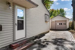 233 Oakley Ave, Boardman, OH 44512 - Photo 7