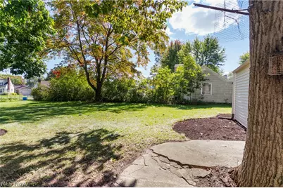 233 Oakley Avenue, Boardman, OH 44512 - Photo 9