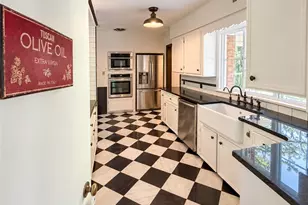 267 S Main St, Hudson, OH 44236 - Photo 9