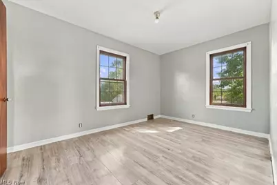 7135-7137 Marinthana Avenue, Boardman, OH 44512 - Photo 17