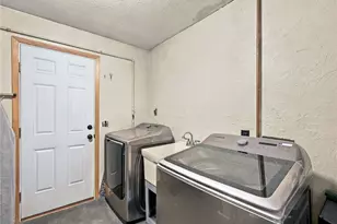 5646 Vista Cir, Willoughby, OH 44094 - Photo 25
