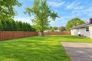 5646 Vista Cir, Willoughby, OH 44094 - Photo 5