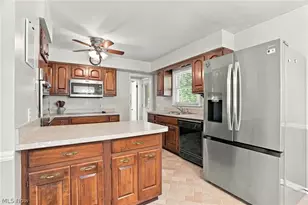 1367 Cherry Ln, Uniontown, OH 44685 - Photo 13