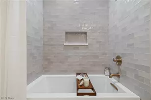 7566 Wake Robin Dr, Hudson, OH 44236 - Photo 29
